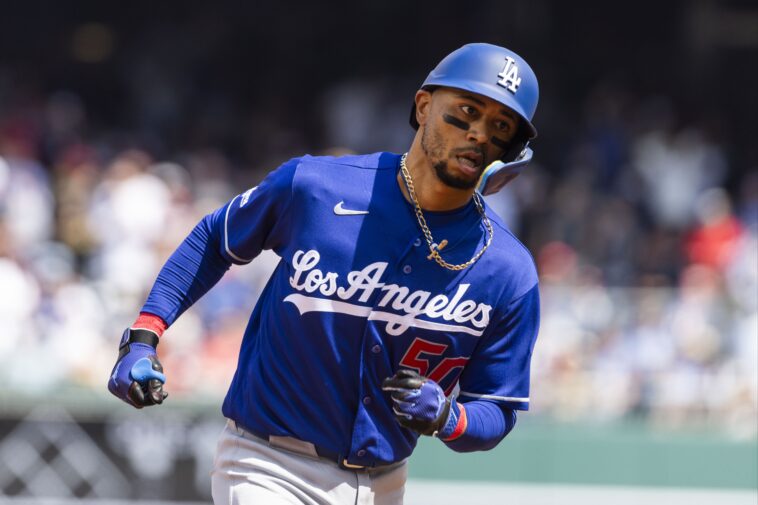 mookie-betts-leaves-dodgers-game-early-with-right-lower-back-pain