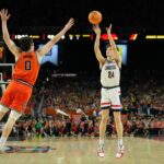 heroes,-zeros-from-uconn’s-final-four-victory-against-illinois:-braylon-mullins-delivers-once-again