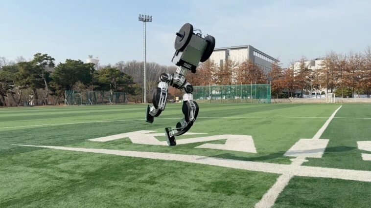 humanoid-robot-shows-speed-and-real-skill