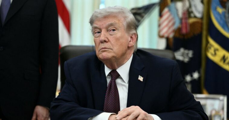 ex-fox-news-regular-suggests-trump’s-us-is-beginning-to-mirror-north-korea