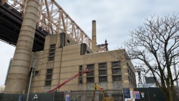 nyc-residents-raise-stink-over-demolition-of-potentially-toxic,-iconic-old-power-plant