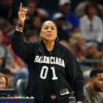 staley-makes-show-of-pregame-hug-with-close