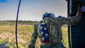 gop-rep-turner-says-us.-military-troops-not-‘necessary’-to-reopen-strait-of-hormuz