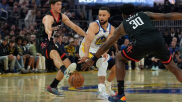curry-nearly-leads-warriors-to-shocking-comeback-against-rockets-in-return