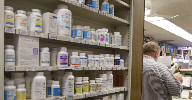 exclusive:-fda-commissioner-makary-calls-on-‘grassroots’-scientists-to-challenge-big-pharma-dominance