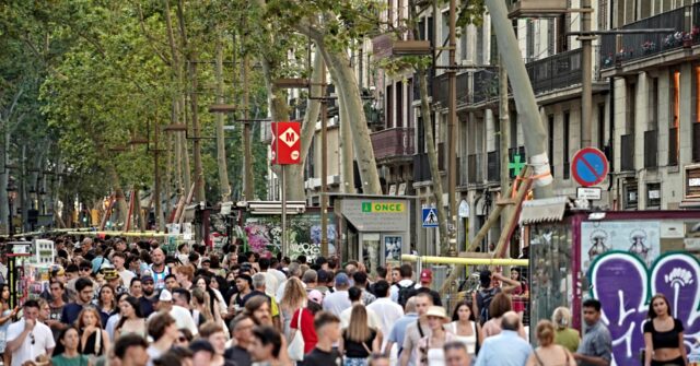 ‘we-can’t-accommodate-any-more-tourists,’-spanish-leftist-lawmaker-calls-for-limits-on-tourism