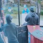 man-caught-on-video-wielding-13-inch-kitchen-knife-at-nyc-grocery-store-moments-before-police-shoot-him