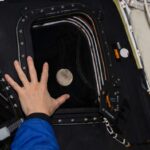 ‘look-out!’-shouts-female-astronaut-as-orion-gets-within-5,000-miles-of-moon
