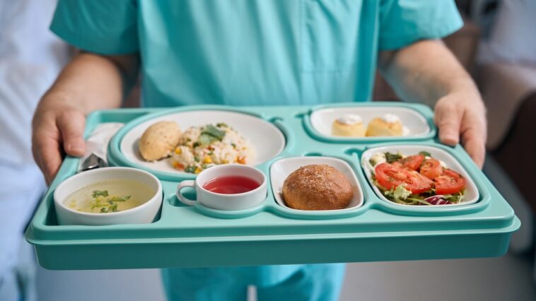 officials-slam-hospital-food-as-health-experts-demand-menu-overhaul:-‘farm-to-gurney’