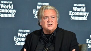 steve-bannon-scores-supreme-court-win,-clearing-the-way-for-his-conviction-to-be-tossed