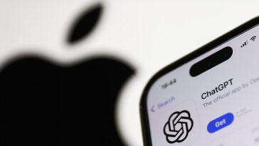 america-first-legal-calls-for-antitrust-investigation-into-‘anticompetitive’-apple-openai-arrangement