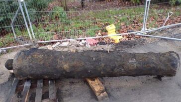 photos:-uk-construction-workers-find-‘very-rare’-300-year-old-cannon-hidden-underground