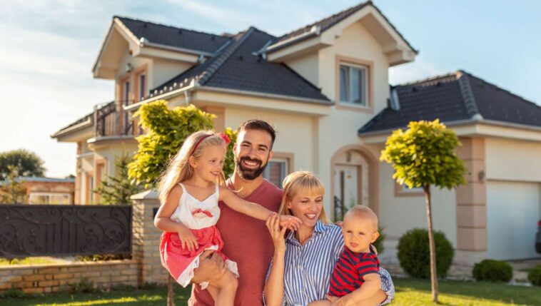 next-door-neighbor-either-doing-very-well-financially-or-in-massive-amounts-of-debt