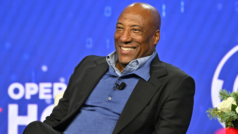 cbs-to-replace-colbert’s-‘late-show’-with-byron-allen’s-‘comics-unleashed’