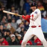 contreras-warns-brewers:-hit-me-again,-you’ll-pay