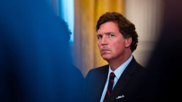 tucker-carlson-attacks-trump-for-mocking-islam:-‘that’s-totally-unacceptable’