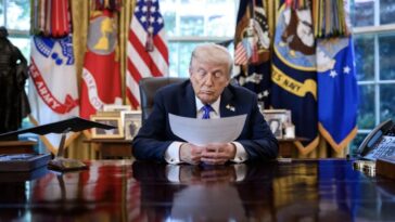 president-trump-says-“8pm-is-happening”-tonight-in-iran:-“an-attack-like-they-have-not-seen”