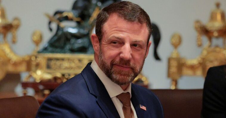 watch:-trump’s-new-dhs-head-off-to-blistering-start,-considers-crippling-sanctuary-cities’-international-airports