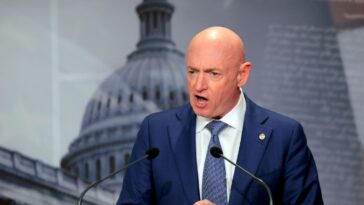 mark-kelly-says-same-strikes-he-flew-as-pilot-now-‘illegal’-when-trump-orders-them