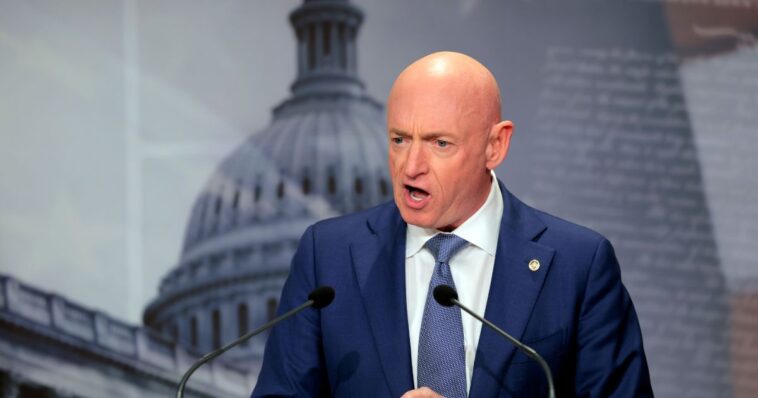 mark-kelly-says-same-strikes-he-flew-as-pilot-now-‘illegal’-when-trump-orders-them