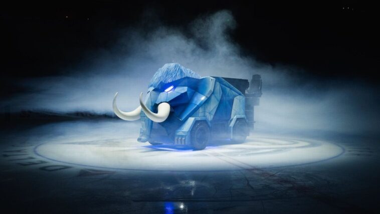 behold,-the-‘zammoth’:-utah-mammoth-debut-new-fan-attraction-at-delta-center
