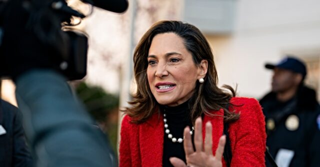 gop’s-maria-salazar-denies-plain-evidence-that-her-‘dignity-act’-gives-amnesty