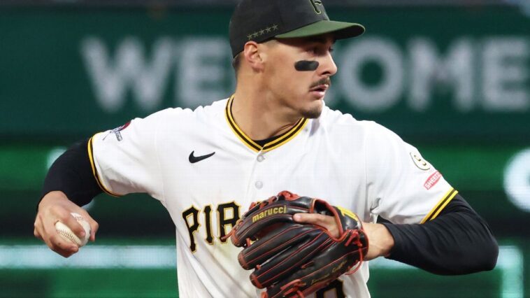 sources:-griffin,-pirates-agree-on-9-years,-$140m