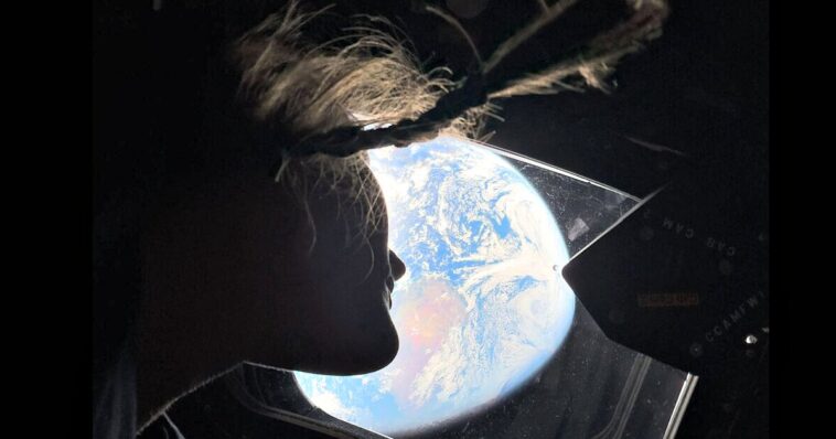 the-long-way-home:-artemis-ii-is-returning-to-earth-after-historic-and-emotional-mission-orbiting-the-moon