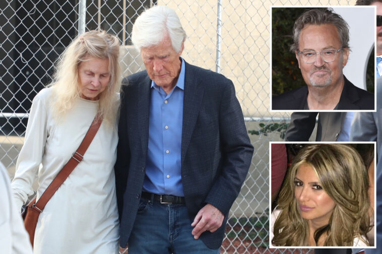matthew-perry’s-family-arrives-at-court-for-‘ketamine-queen’-sentencing