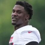 falcons’-pearce,-facing-3-felonies,-not-at-workouts