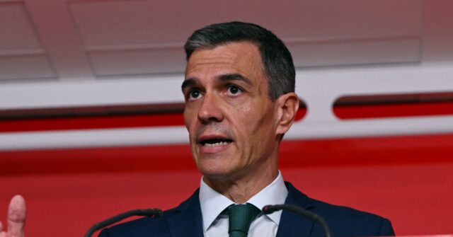 socialist-spain-mocks-iran-ceasefire,-blames-trump-for-having-‘set-world-on-fire’