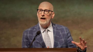 opinion:-i-know-i-was-wrong-the-first-1,347-times,-but-now-is-the-time-to-completely-freak-out-about-what-trump-said