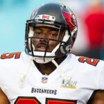 super-bowl-champion-defends-mike-vrabel,-new-york-times-reporter-over-leaked-photos