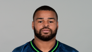 former-seattle-seahawk-rickey-thenarse-shot-amid-dispute