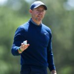 rory-opens-defense-with-67,-share-of-early-lead