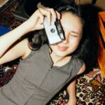 the-reason-gen-z-is-obsessed-with-the-‘90s-says-something-deeper-about-today’s-kids