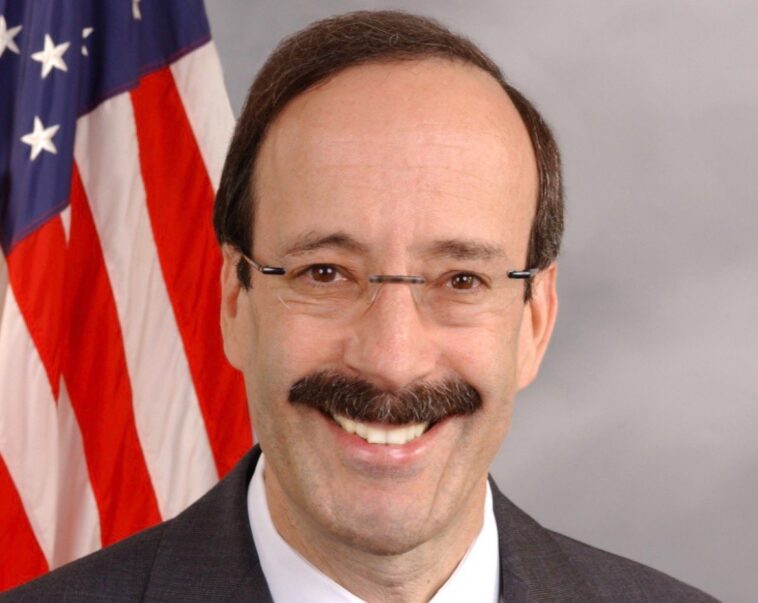 just-in:-eliot-engel,-former-democrat-congressman-who-spearheaded-trump’s-first-impeachment-dead-at-79