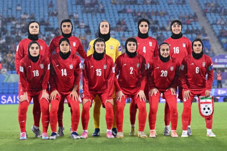 iranian-women’s-soccer-players-‘are-ok’-—-for-now-—-after-signs-of-dissidence-in-australia:-sources