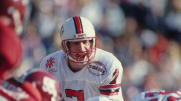 ex-louisville,-jets-qb-browning-nagle-dies-after-cancer-battle