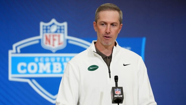 everything-we’re-hearing-this-week-on-the-nfl-draft:-jets’-no.-2-pick-plans,-bold-predictions
