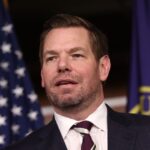 late-breaking:-dem-leader-jeffries-calls-on-swalwell-to-drop-out-of-california-gov-race-after-sex-abuse-allegations,-doesn’t-demand-resignation-from-house