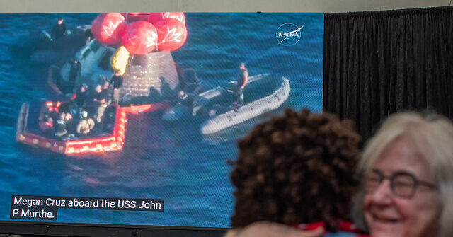 nasa’s-artemis-ii-crew-extracted-from-capsule-after-return-to-earth