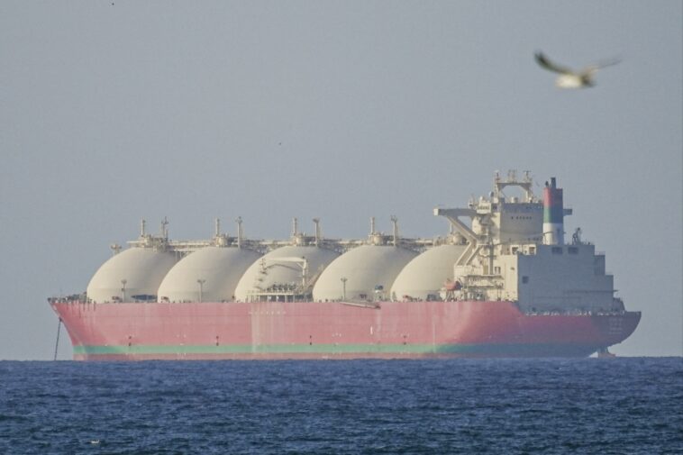 iran-threatens-to-attack-us-navy-ships-entering-strait-of-hormuz-after-first-american-vessels-moved-through-channel