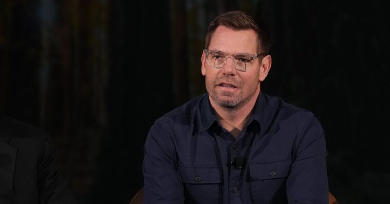 swalwell’s-endorsement-list-is-being-‘nuked-from-orbit’-after-sex-abuse-allegations-—-but-here’s-why-dems-don’t-get-a-pass-now