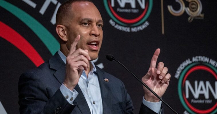hakeem-jeffries-tells-activist-audience-dei-is-explicitly-written-into-constitution