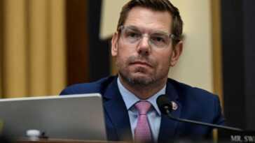 eric-swalwell-under-investigation-by-manhattan-da-over-alleged-sex-assault-of-staffer