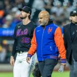 mets’-carlos-mendoza-makes-prediction-on-when-clay-holmes-will-return-from-hamstring-tweak