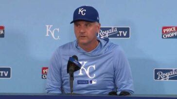 baseball-manager-pins-loss-on-fan-who-failed-to-put-his-lucky-socks-on-today