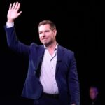 senate-democrat-avoids-answering-whether-swalwell-should-resign-from-congress