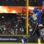 mlb-bat-flip-championship-belt:-who’s-the-first-winner-of-2026?